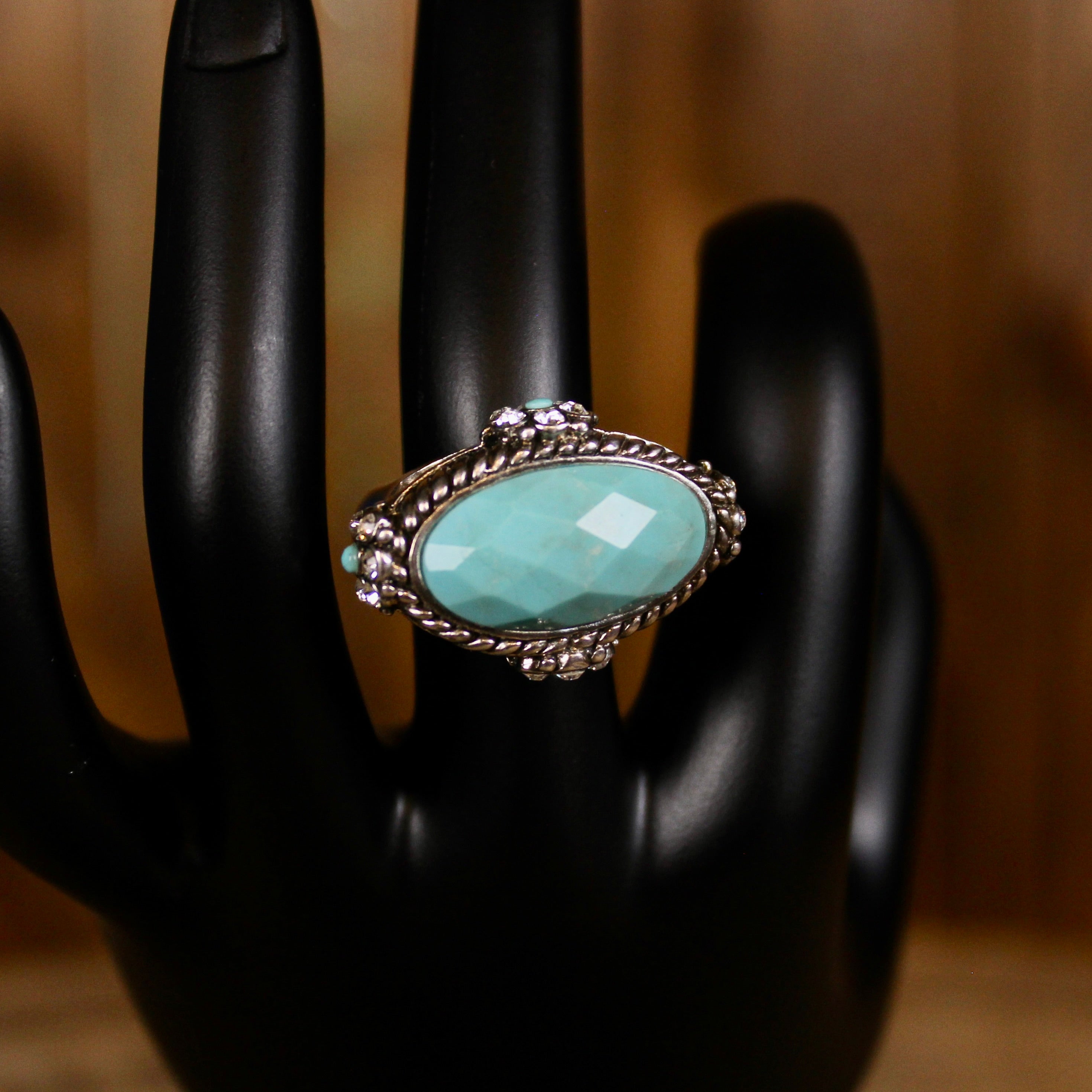 Vintage Faceted Turquoise Statement Ring | Ornate Rope Border | Southwestern Style