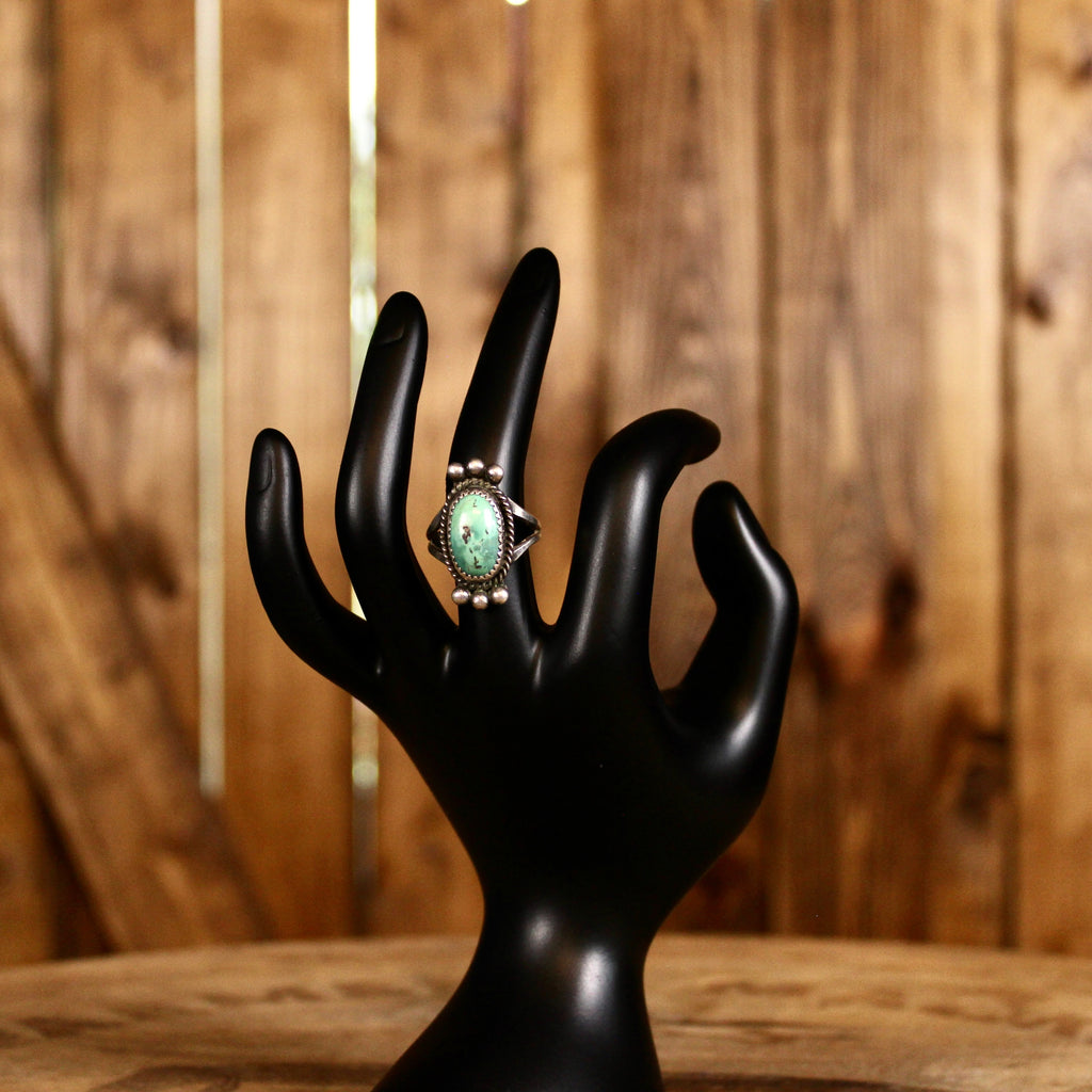 Vintage Handmade Turquoise Ring | Twisted Rope Border | Navajo Inspired Sterling Silver Ring | 1970s–1990s