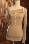 Knit top snap down