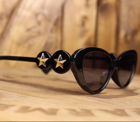 Retro cat eyes sunglasses