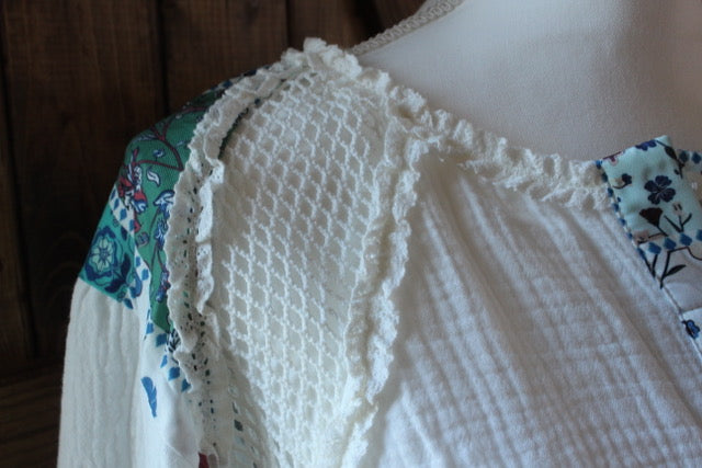 Long sleeve Mesh-patched cotton blouse